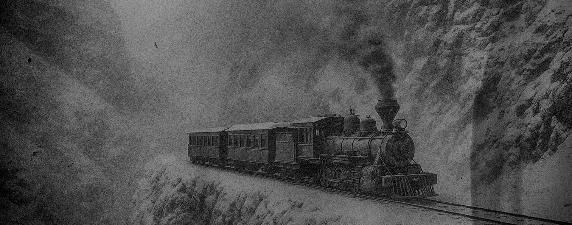 Locomotora el sector El Copado trayecto Rancagua - Sewell